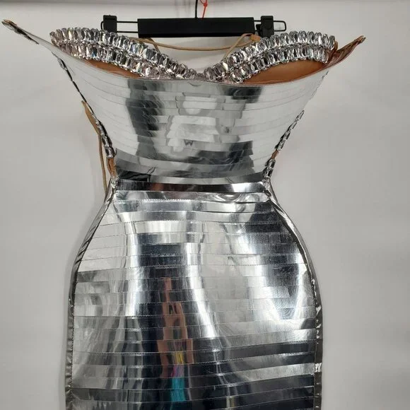 Elegant Silver Strapless Midi Dress - Picture 4 of 15